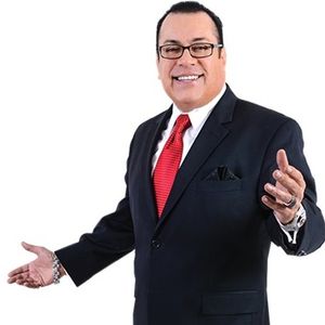 Profile Picture of Jerry Olivarez (@mylifeontheredcarpet) on Myspace