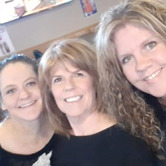 Profile Picture of Mandy Wheeler (@mandywheeler353) on Poshmark