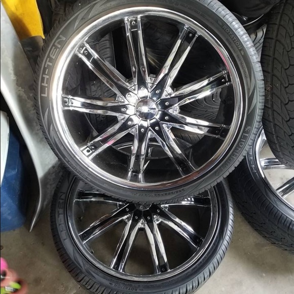 Profile Picture of Jay Meally (@meallyjay) on Poshmark