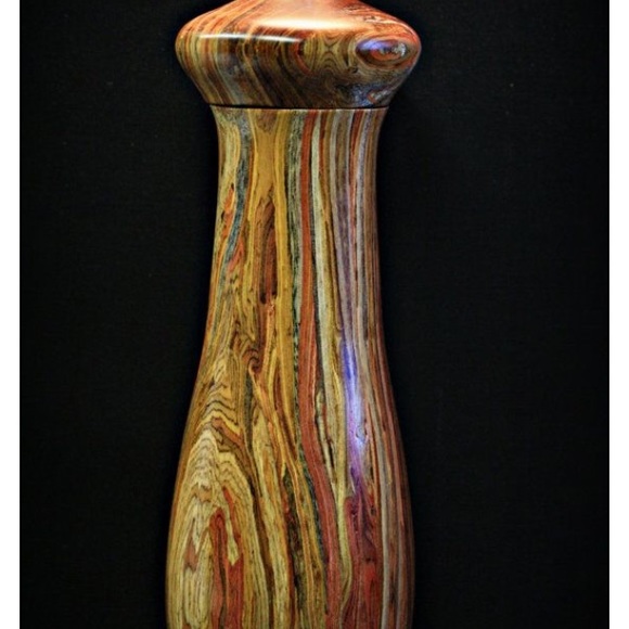 Profile Picture of Susan Severyn (@lavendergrey3) on Poshmark