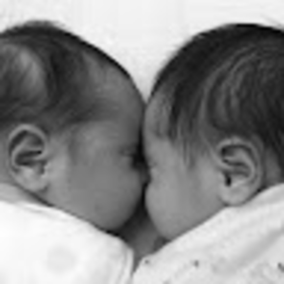 Geoff Holmes - Poshmark Profile Picture of Geoff Holmes (@geoff_22) on Poshmark