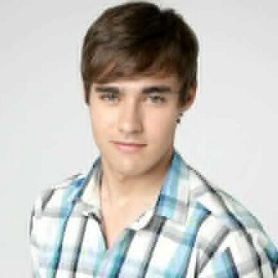 Lucia Correa - Twitter Profile Picture of Lucia Correa (@luciacorrea20) on Twitter