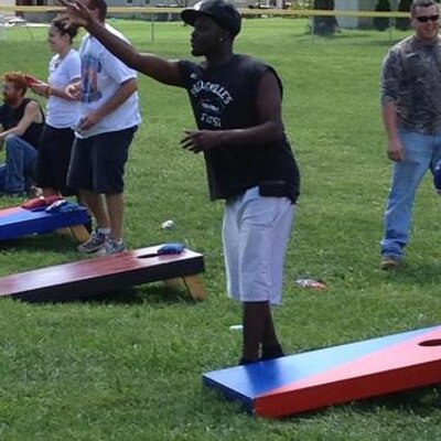 Profile Picture of Kevin Cardwell Jr (@CornholeKilla) on Twitter