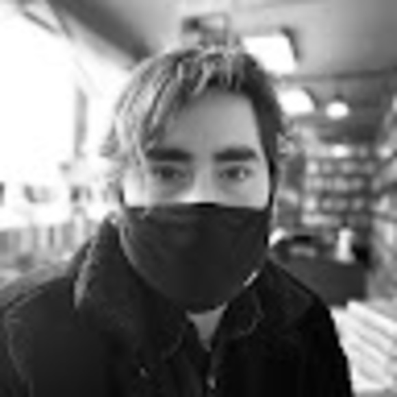 Profile Picture of Brian Marin (@bookmanbry) on Poshmark