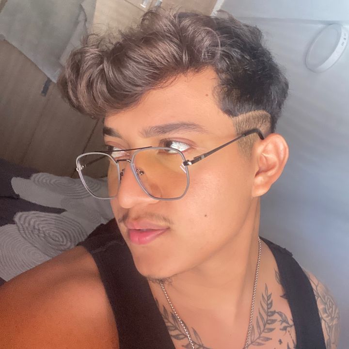 Profile Picture of Andruu (@andrews142) on Tiktok