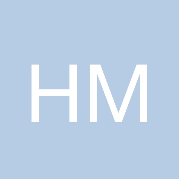 Profile Picture of Houyda Mertaban (@houyda) on Poshmark