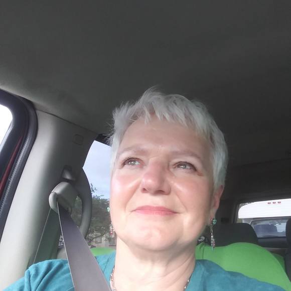 Profile Picture of Silke Zilles (@silkez) on Poshmark