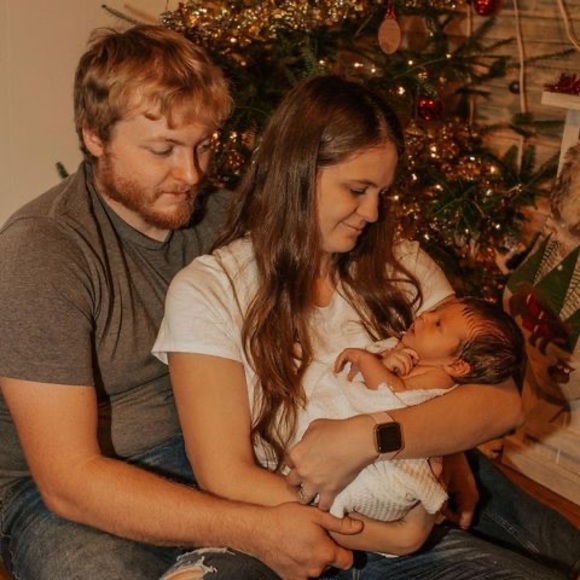 Profile Picture of Allison Harper (@allisonharpe890) on Poshmark