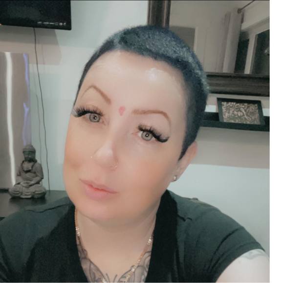 Profile Picture of Lisa Callaghan (@lisacallagha174) on Poshmark