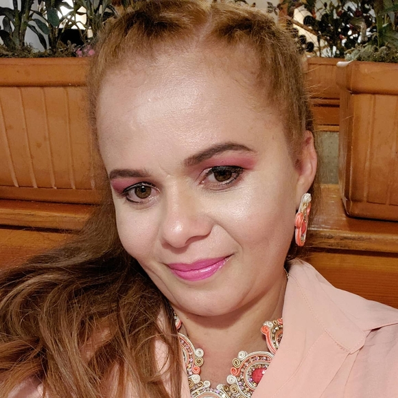 Profile Picture of Yesenia coromoto Ayala (@a_yesenia1) on Poshmark