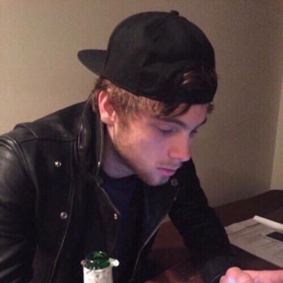 Profile Picture of Lucas Donovan (@Lucasrpgemply) on Twitter