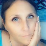 Profile Picture of Amber Guffogg (@pagelilly08) on Instagram