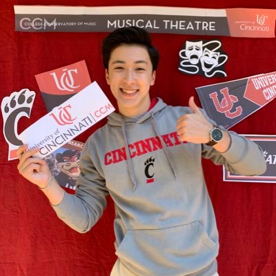Profile Picture of Benjamin Cheng (@BroadwayBenji) on Twitter