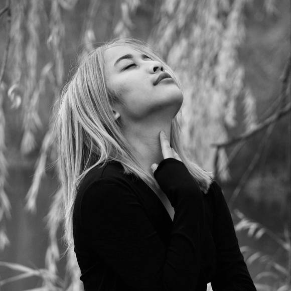 Profile Picture of Kerstin Perreras (@swkerst) on Poshmark