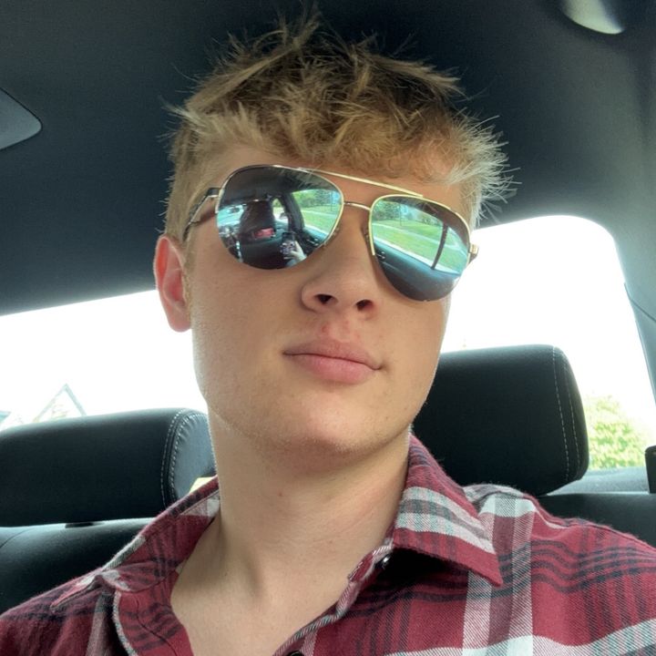 Profile Picture of ericmarsh (@eric350z) on Tiktok