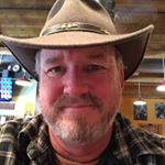 David M - Instagram Profile Picture of David M (@trvln_the_planet) on Instagram