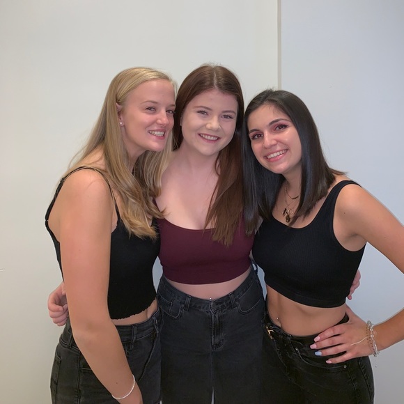 Profile Picture of Morgan Schoenith (@morganschoenith) on Poshmark