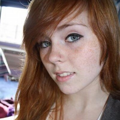 Profile Picture of Chloe Kent (@Eva9379) on Twitter