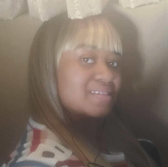 Profile Picture of Jasmine Gresham (@jaelucky) on Poshmark
