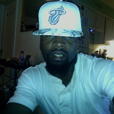 Profile Picture of Mario Ellis (@Rio_frm_da_Bend) on Twitter