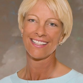 Profile Picture of Nancy Stuart (@nancy_stuart) on Twitter