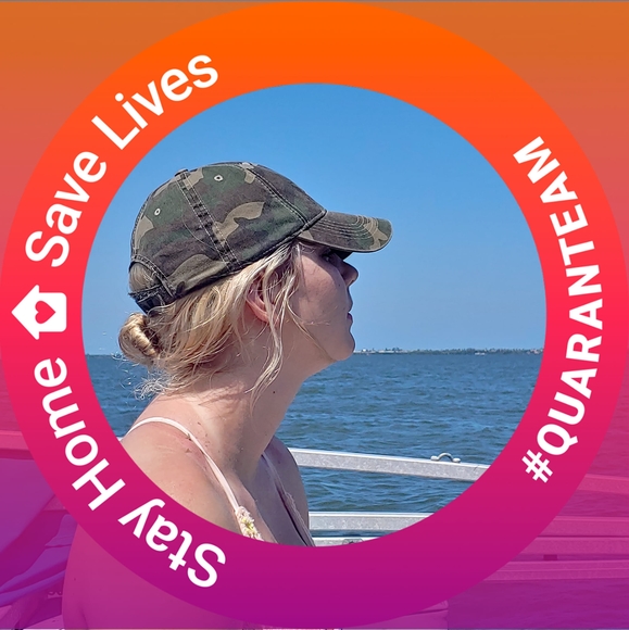 Profile Picture of Robin Jemielity (@robinc3babes) on Poshmark