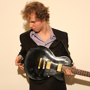 Profile Picture of Alex Purcell (@GarbageBagMonster) on Youtube