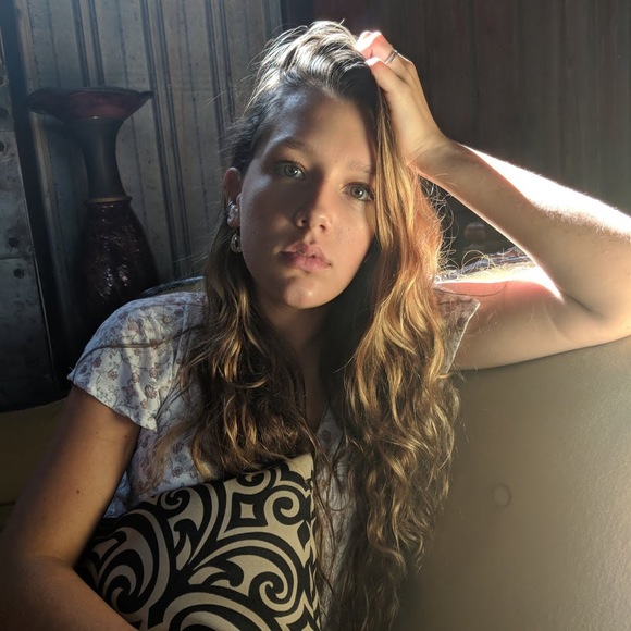 Profile Picture of Alexy Jockel (@alexyjockel) on Poshmark