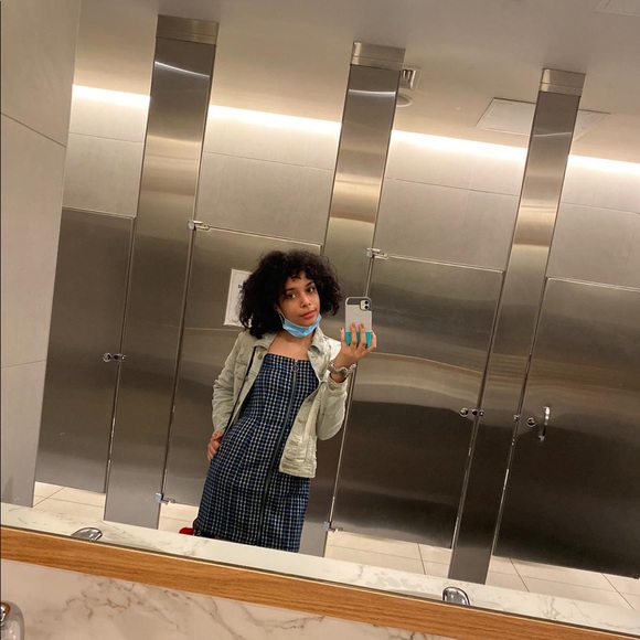 Profile Picture of Wilmaris Torres (@wilmari05) on Poshmark