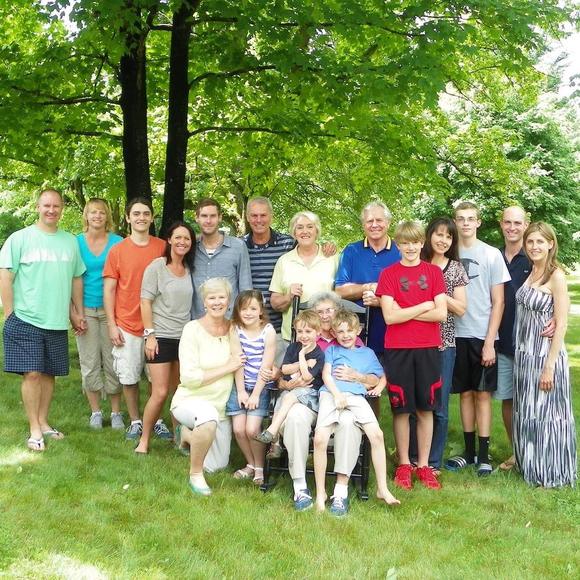 Profile Picture of Sharon Ganci (@sharonganci) on Poshmark