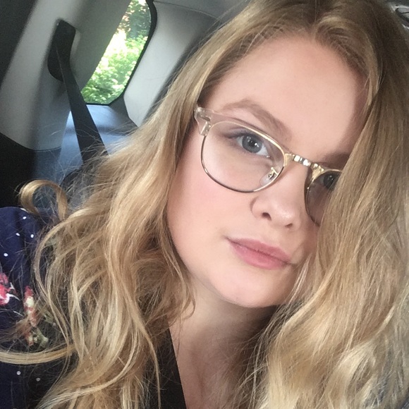 Profile Picture of Jessica Prior (@jxsslp) on Poshmark