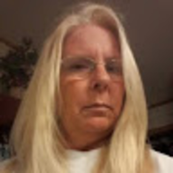 Profile Picture of Nancy Mckinney (@nancymck60) on Poshmark