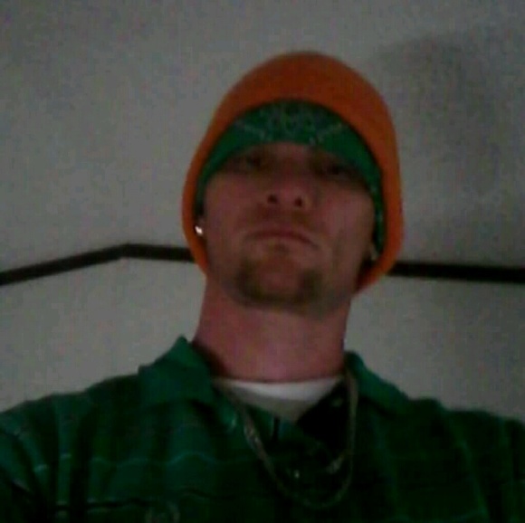 Profile Picture of Timothy Cowart (@tinkg97414_igd) on Poshmark