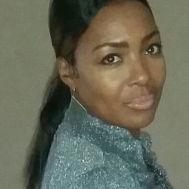 Profile Picture of Krystal Clark (@Realestatelyfe) on Twitter