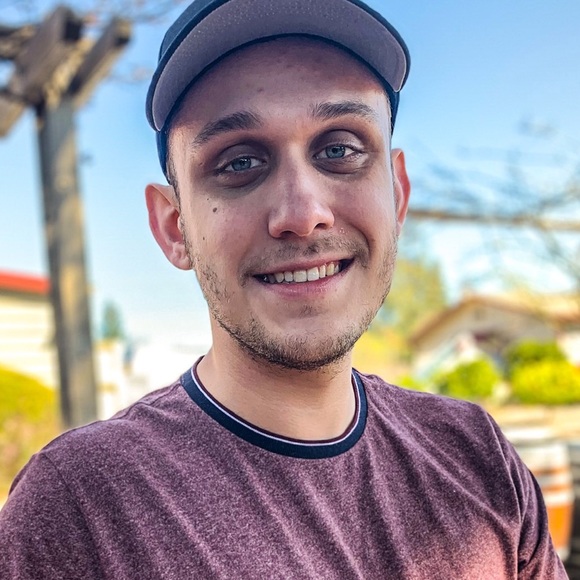 Profile Picture of Tyler Runyan (@lil_ye) on Poshmark