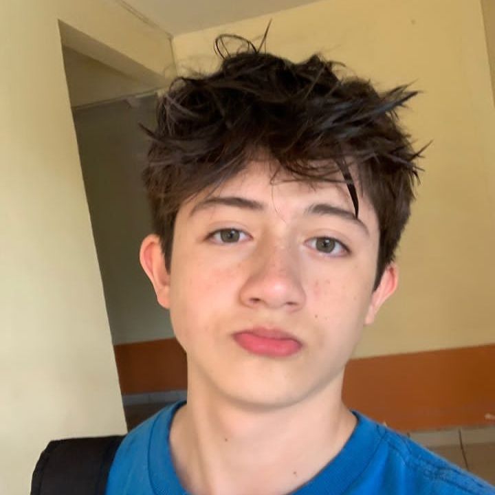 Profile Picture of fan del garyk _carrr (@fandegaryk) on Tiktok