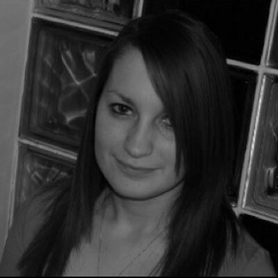 Profile Picture of Lisa Ball (@lisaball22) on Twitter