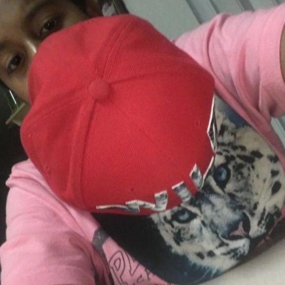 Profile Picture of Daniel Khan (@troykhan) on Poshmark