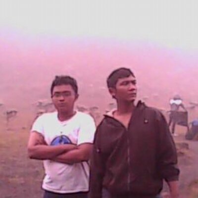 Profile Picture of Synyster Ivan Gates (@synysterivan) on Twitter