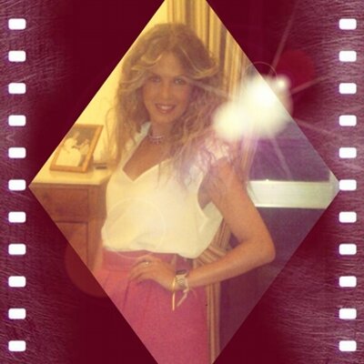 Profile Picture of M.angeles González (@MangelesRubia) on Twitter