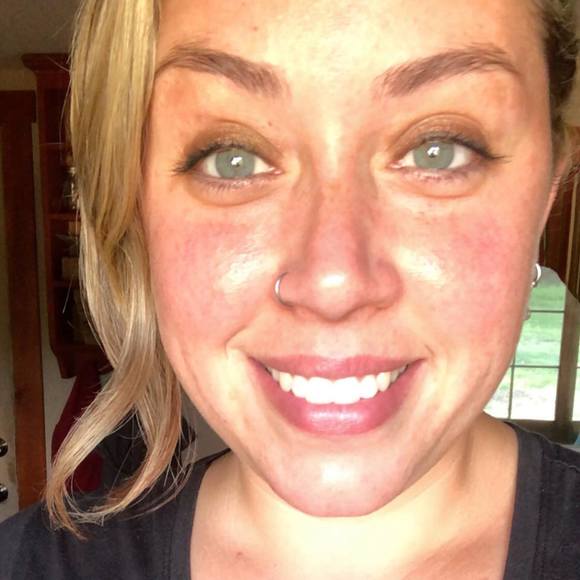 Jessica Duguay - Poshmark Profile Picture of Jessica Duguay (@jduguay90) on Poshmark