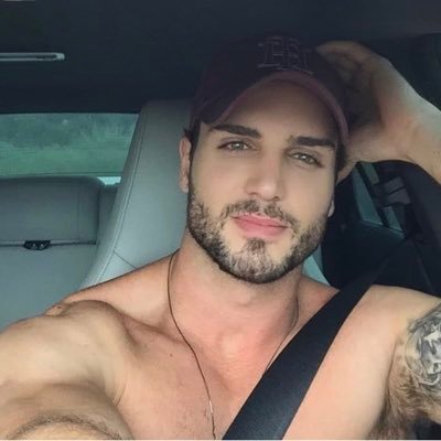 Profile Picture of Brad Hennings (@HenningsBrad) on Twitter