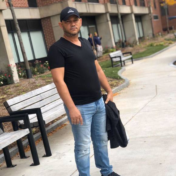 Profile Picture of Eddy Eddy (@pujolseddie) on Poshmark