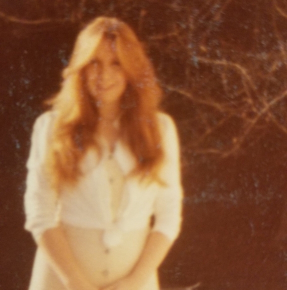 Profile Picture of Connie Maynard (@connie_maynard) on Poshmark