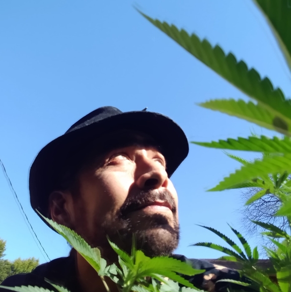 Profile Picture of Omar Miramontes (@getomarnow) on Poshmark