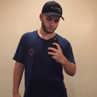 Profile Picture of Jona (@JonathanSuarezX) on Twitter