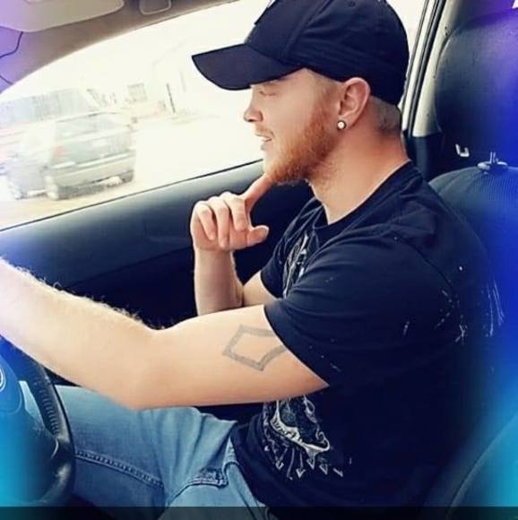 Profile Picture of Joey Herrity (@joeyherrity) on Poshmark