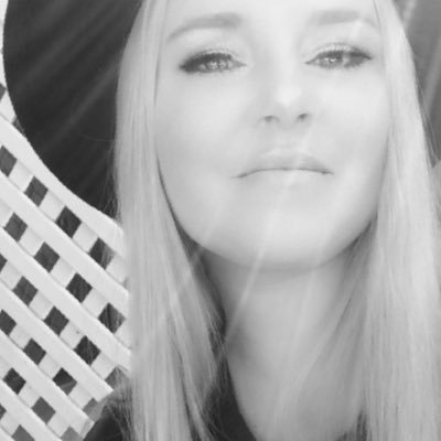 Profile Picture of Shari Quinn (@ShariQu59238161) on Twitter