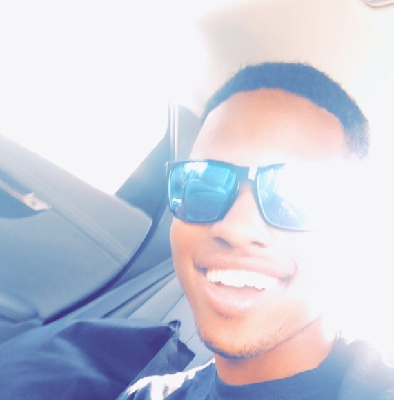 Profile Picture of Duane Unkle (@duabexarl) on Poshmark