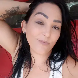 Profile Picture of AngelaPozniak (@angelapozniak) on Tiktok